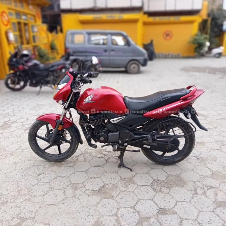 132 Lot unicorn 150cc 3