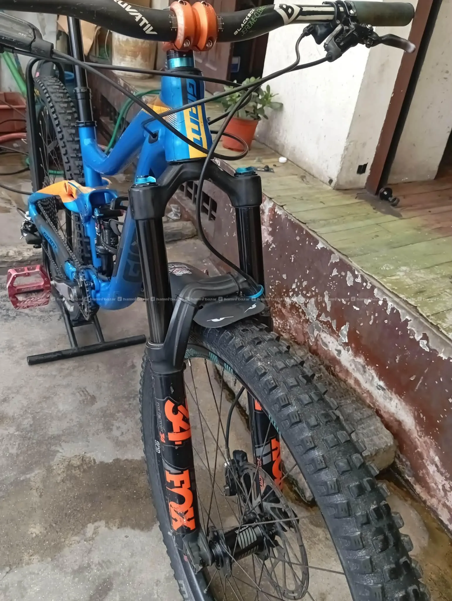 Giant Trance 1 Full Suspension Mountain Bike 6