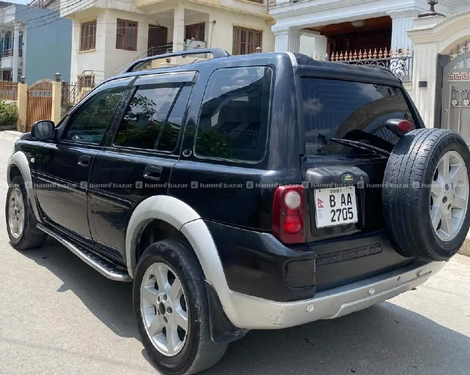 land rover 2005 model sun roof 9818846575 or 9768397661 3