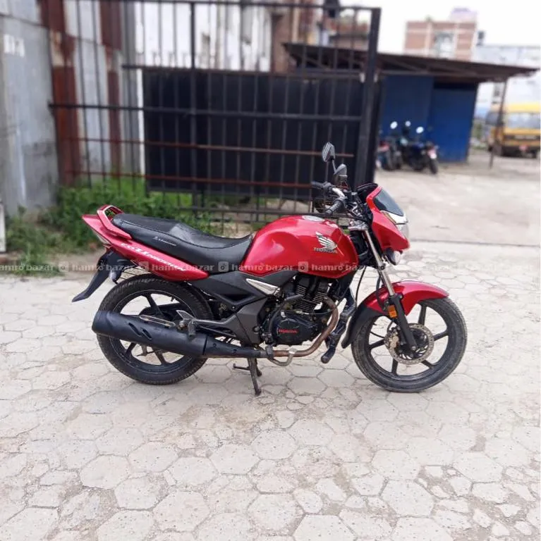 132 Lot unicorn 150cc 2