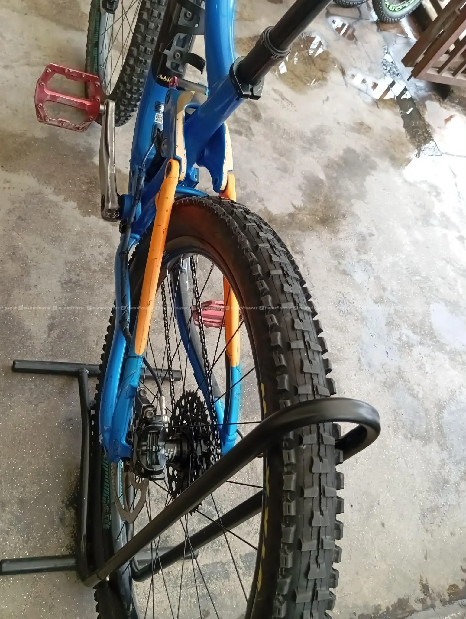Giant Trance 1 Full Suspension Mountain Bike 2