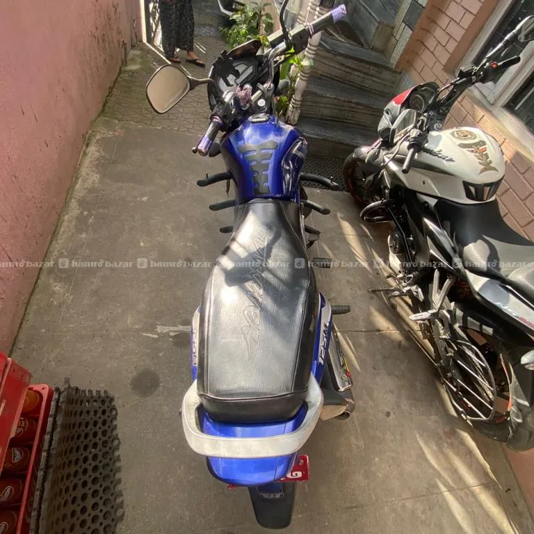 Bajaj Discover 125 5