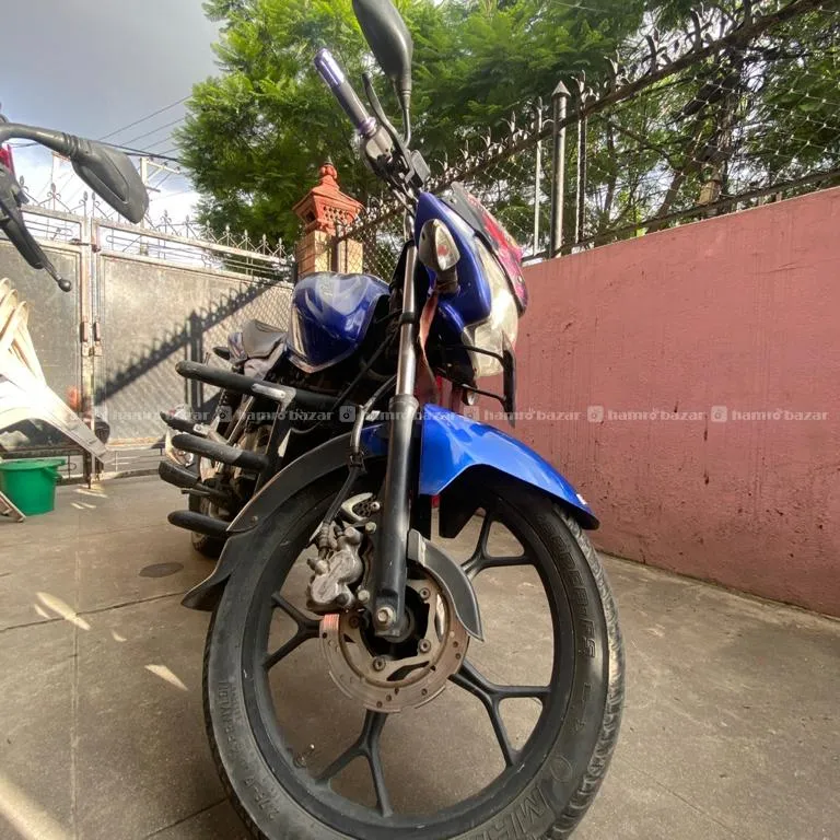 Bajaj Discover 125 6