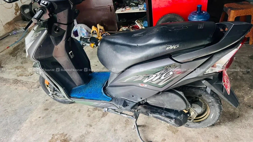 Single Hand 2084 Kar Clar 4