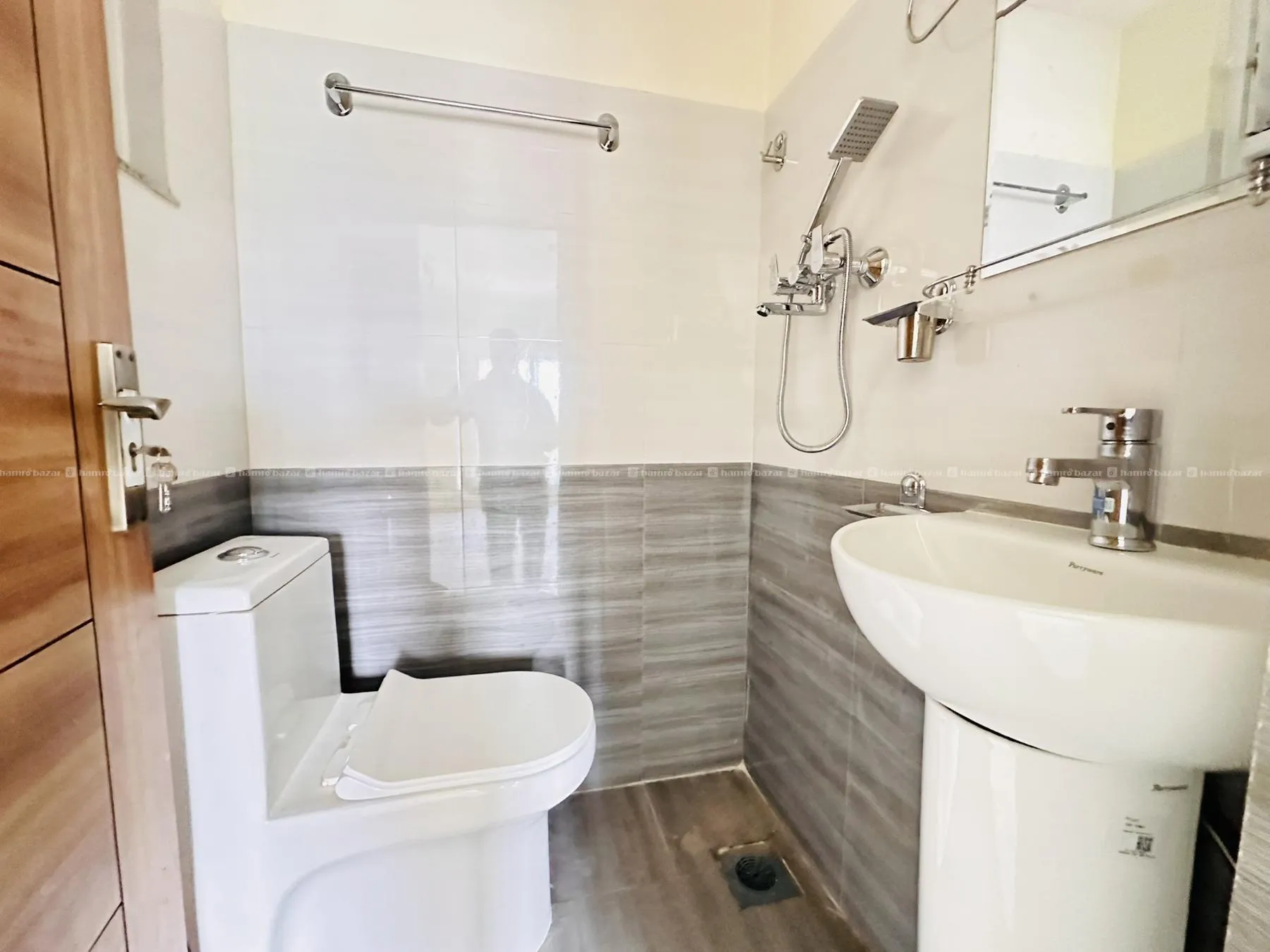 3BHK 2BATH FLAT FOR RENT AT MANDIKATAR 8