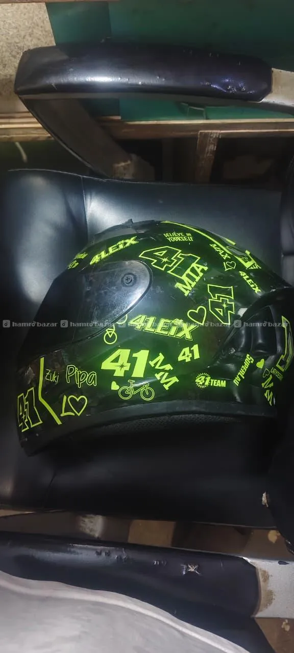 R1 helmet on sell sasto ma babal condition 3