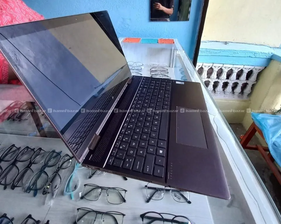 HP Spectre x 360 Convertible 15-choxx 7