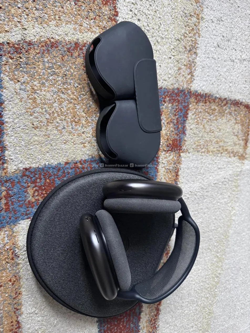 Apple AirPods Max, Space Grey. 4