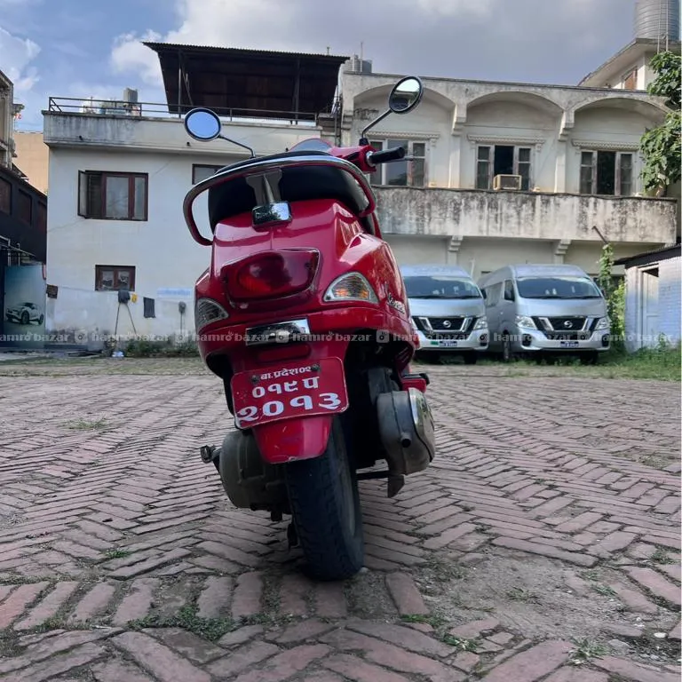 Vespa LX 125 5