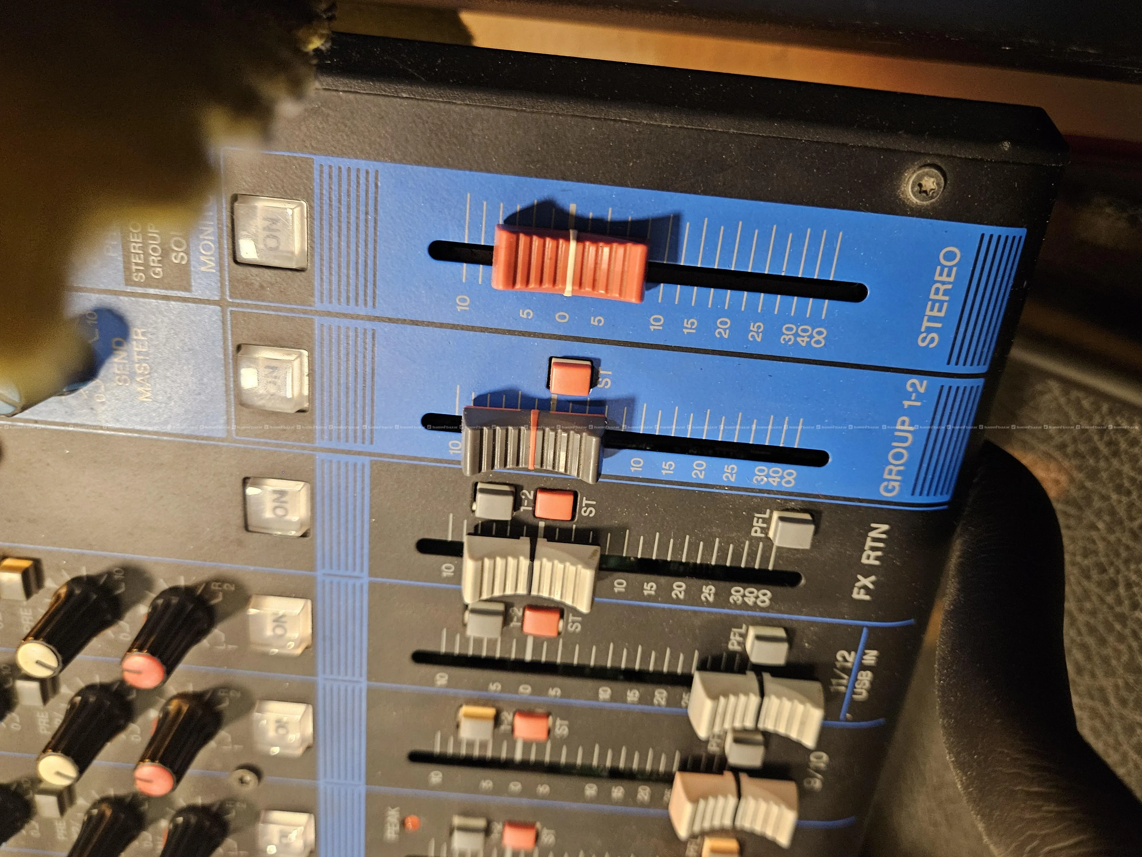 Yamaha MG12XU Mixer LIKE NEW! 4