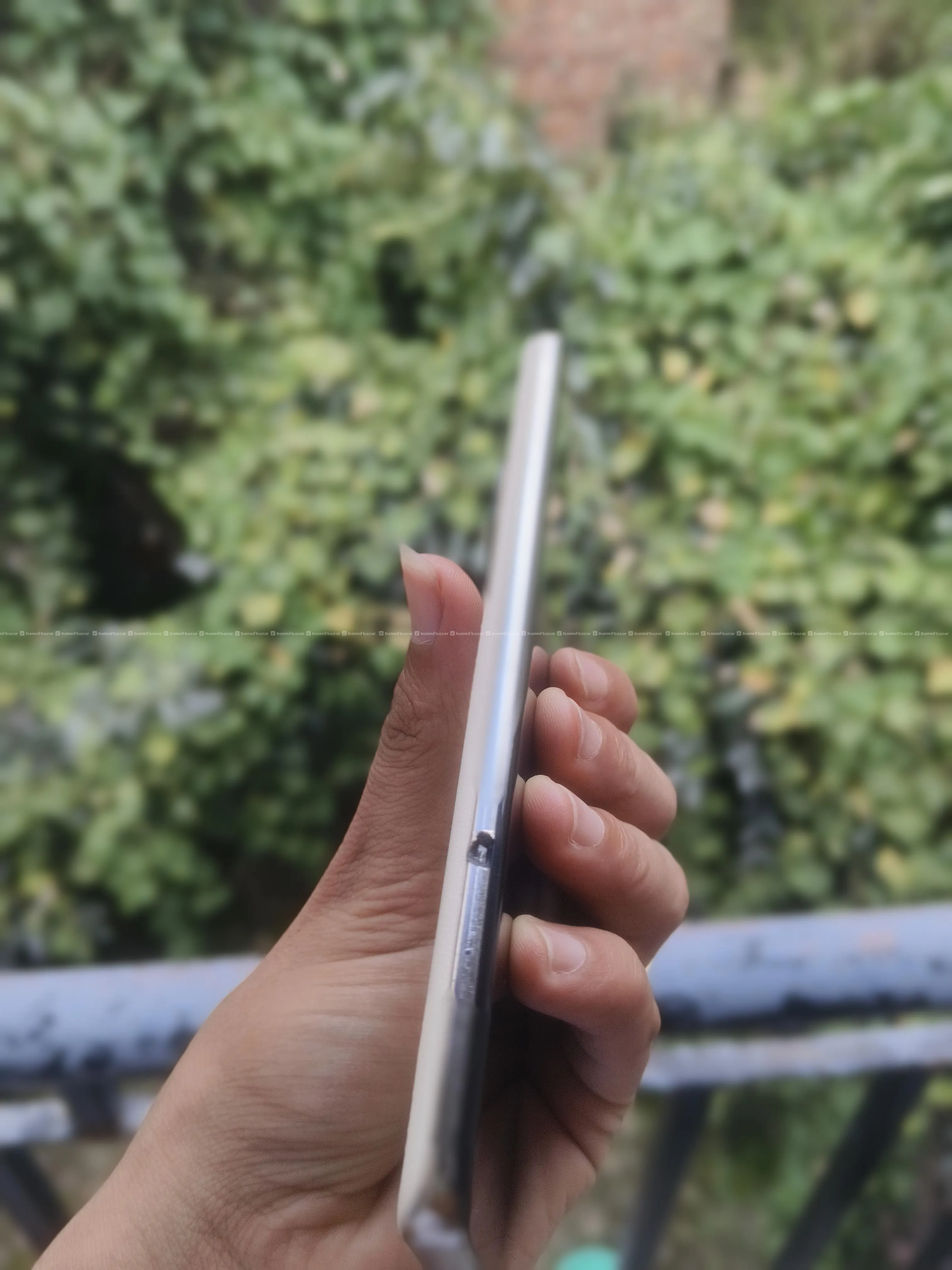 Realme 12 pro (8/256) 4