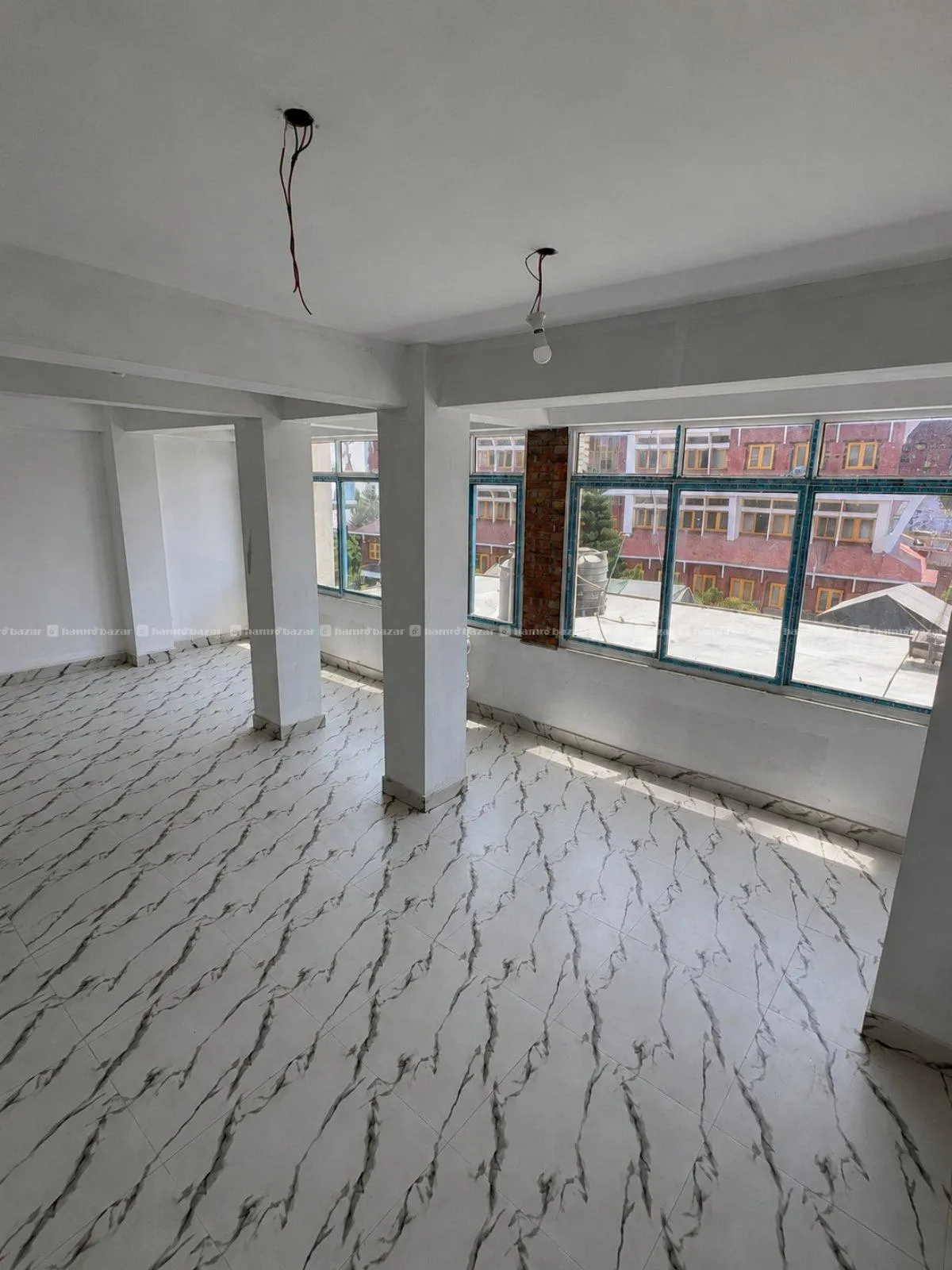 commercial building available on rent Kupondol 2