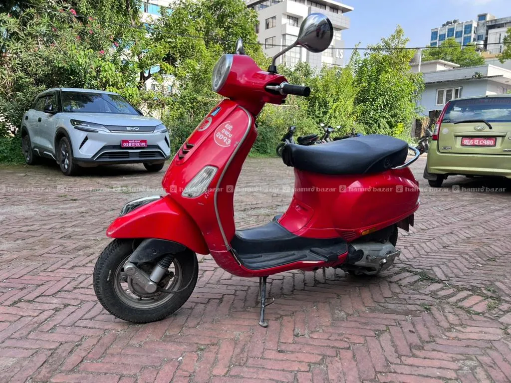 Vespa LX 125 4