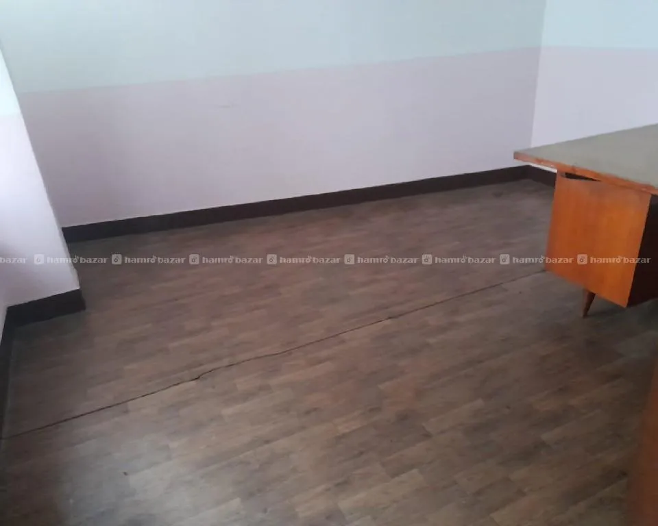 Semi furnished office for rent in Gaushala Ratopul 6