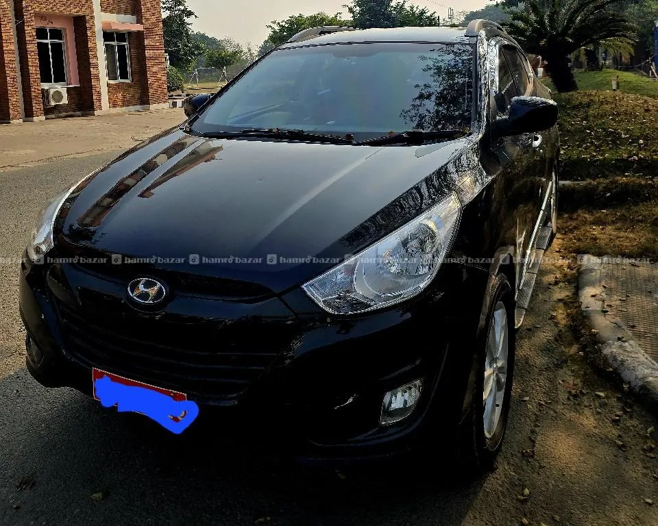 HYUNDAI TUCSON IX35 4WD SALE 4