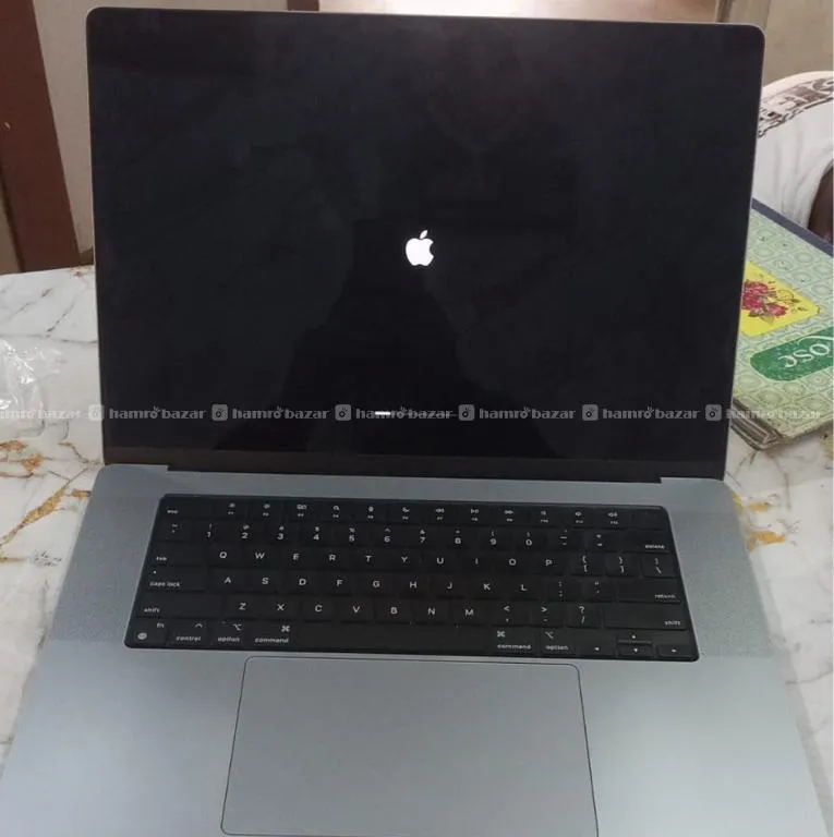 Mackbook Pro M1 On sale 3