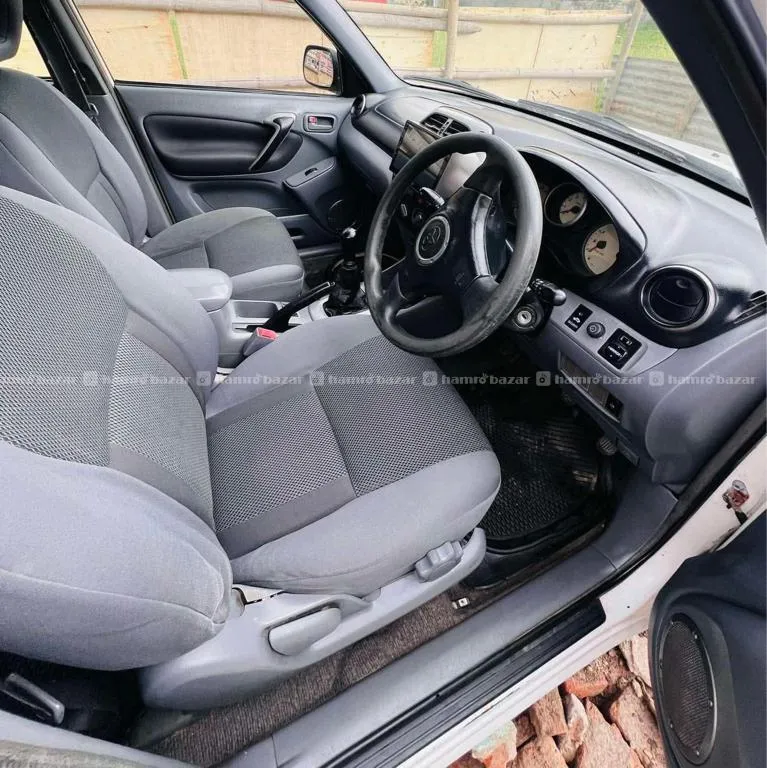 Toyota RAV4 4wd Fully Fresh Model-2001single Hand 4