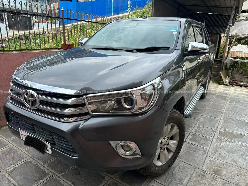 Toyota Hiluxe, Model=2016,con=9841304585 3