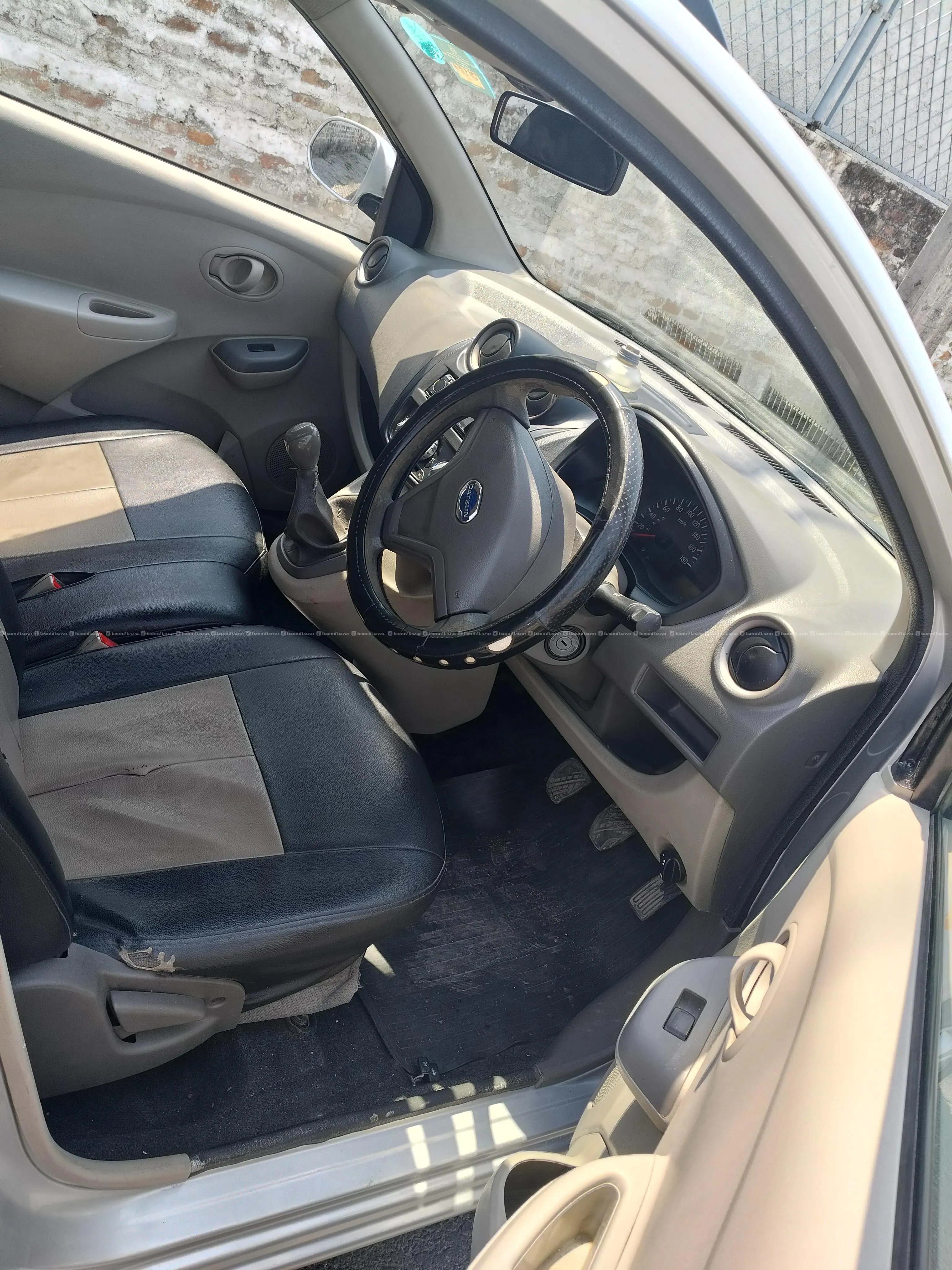 datsun go 2016 model single hand 4