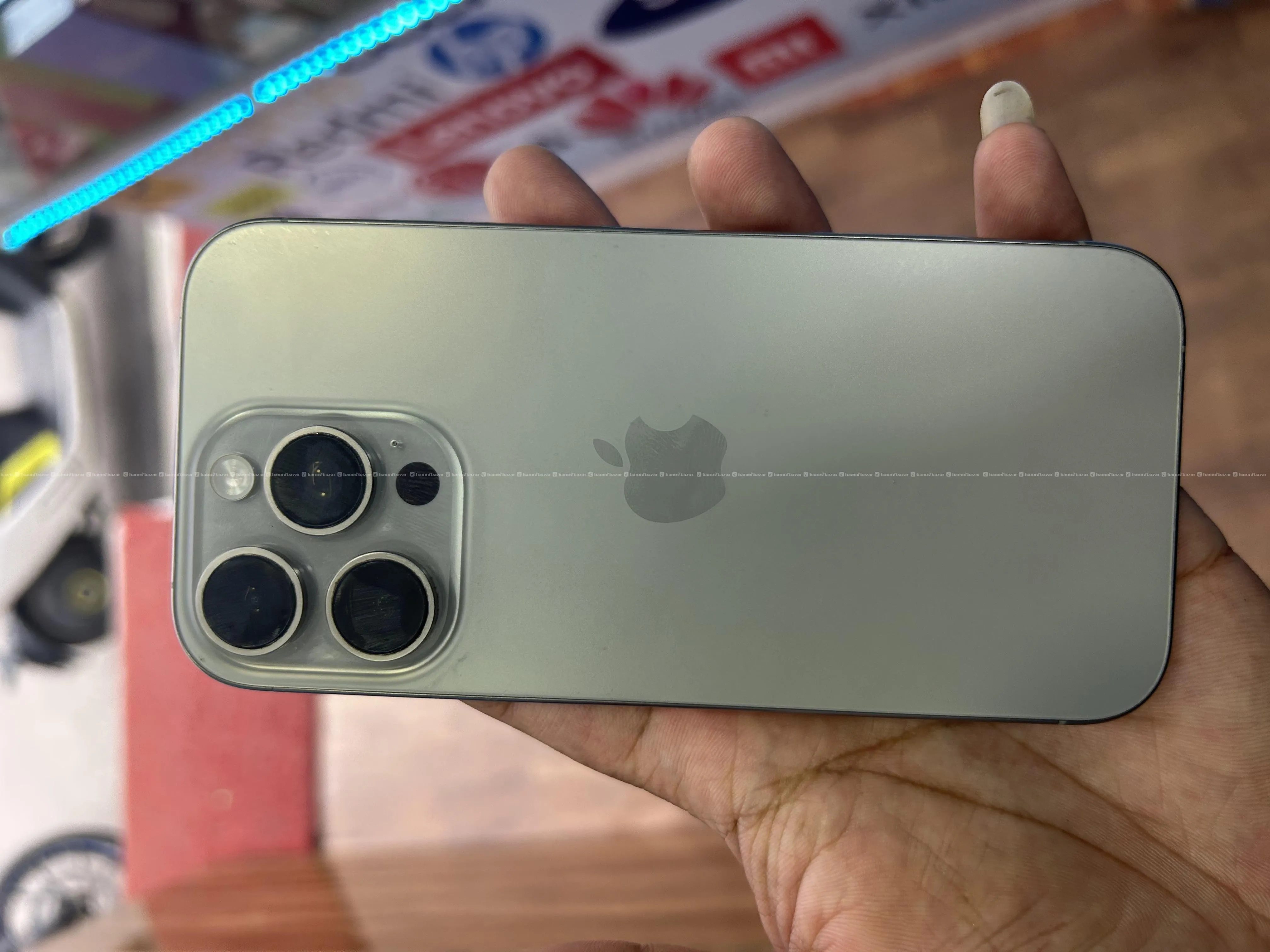 iphone 16 pro (128) gb bh 90%✅ fully geniune set 2