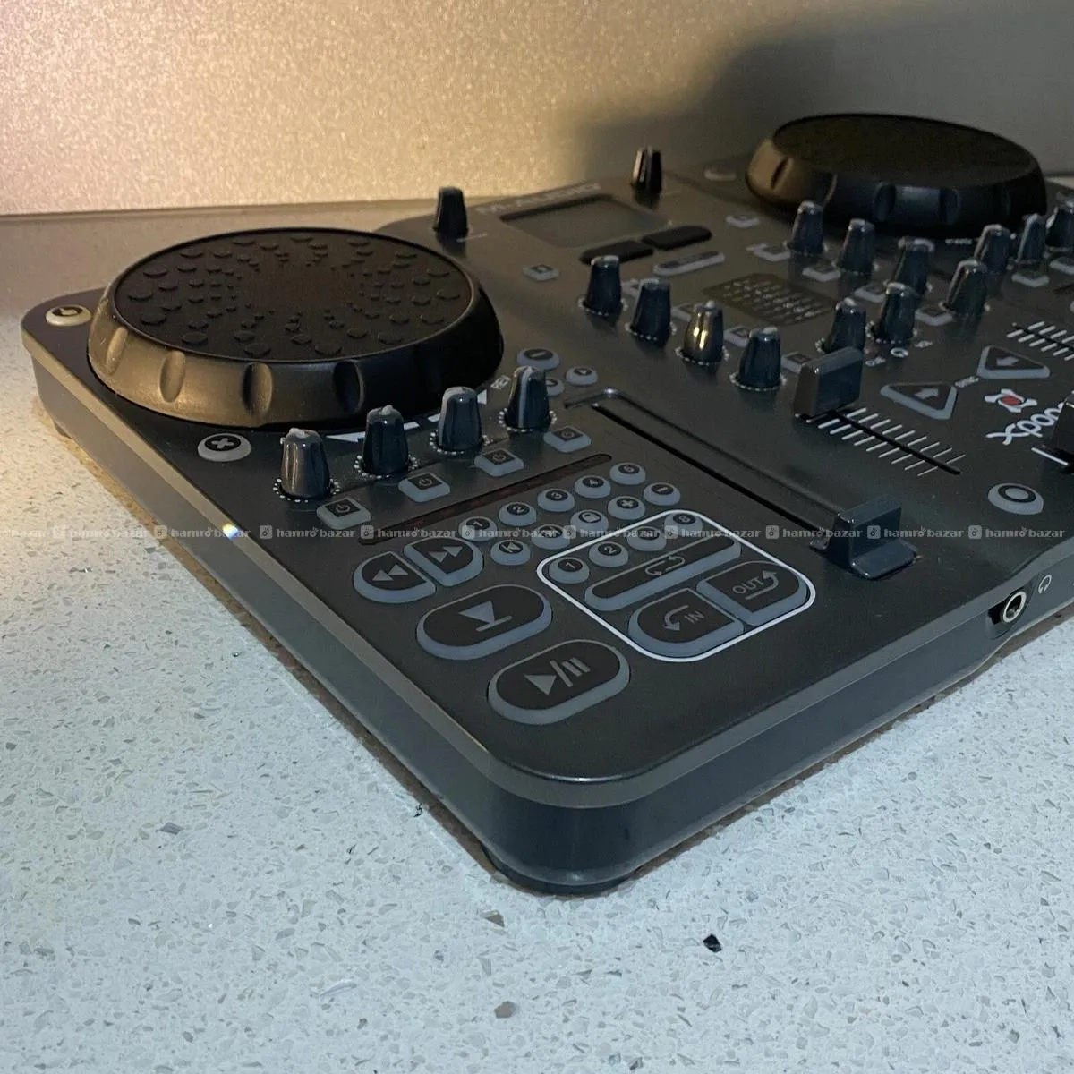 M-Audio Torq Xponent DJ Controller 8