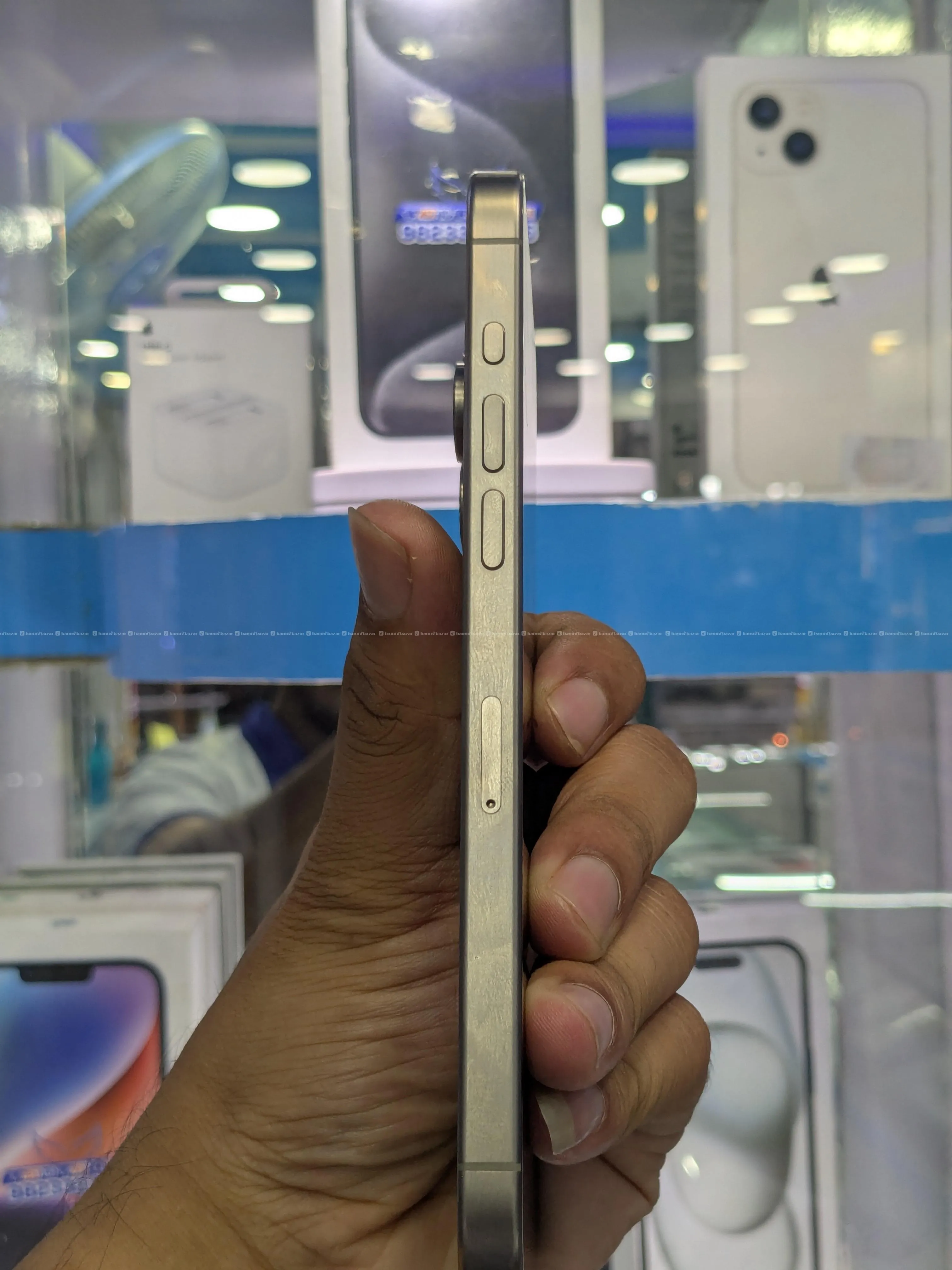iphone 15 Pro Max 2