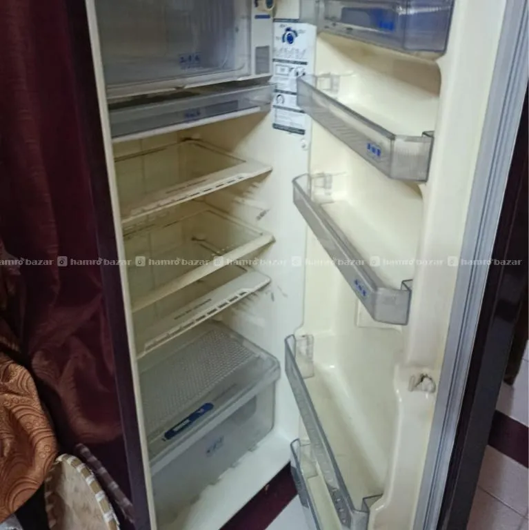 IceMagic Single Door Refrigerator ( 190 L ) 3