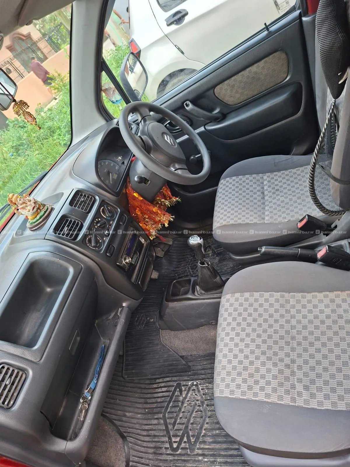 Car on Sale 5