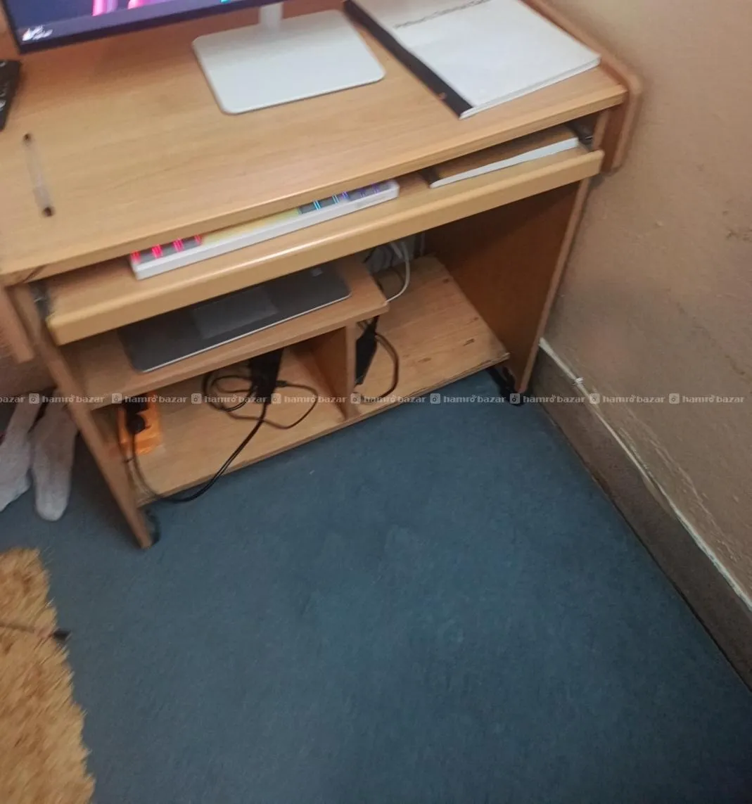computer table 3