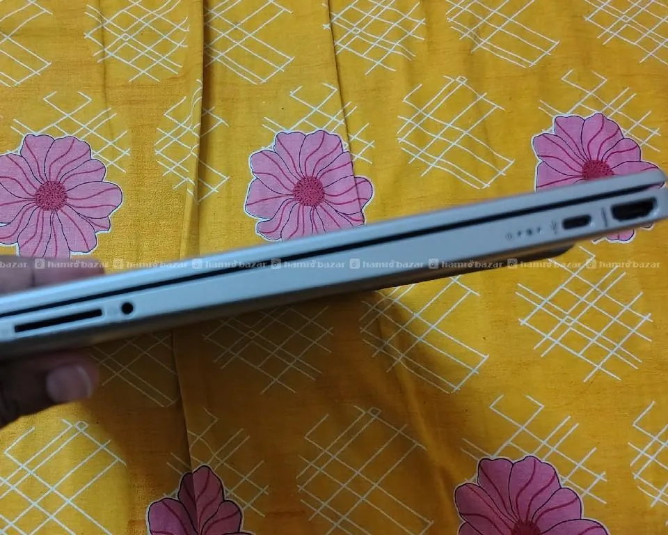 HP LAPTOP 4