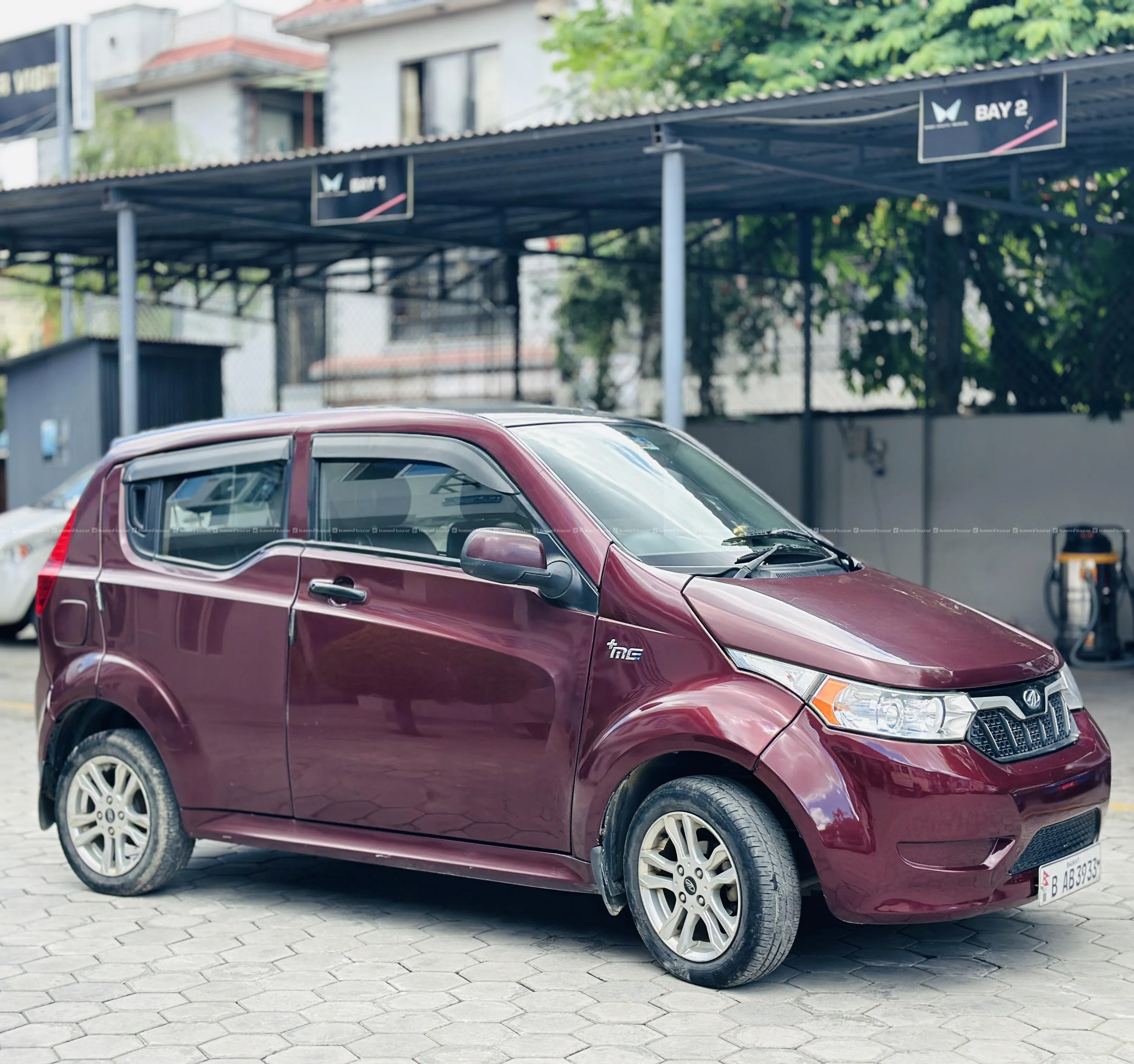 MAHINDRA e2o PLUS P6 2019 model on sale 4