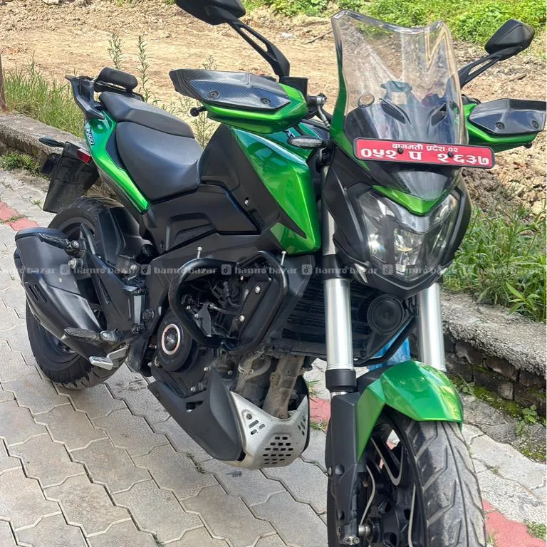 Dominar 400 2