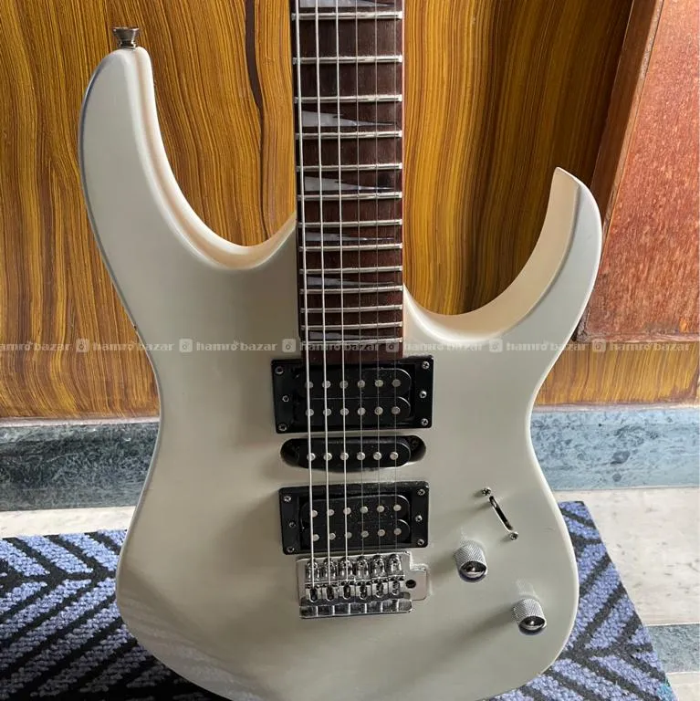 SQOE IB Model Electric Guitar + 10W AMP 4