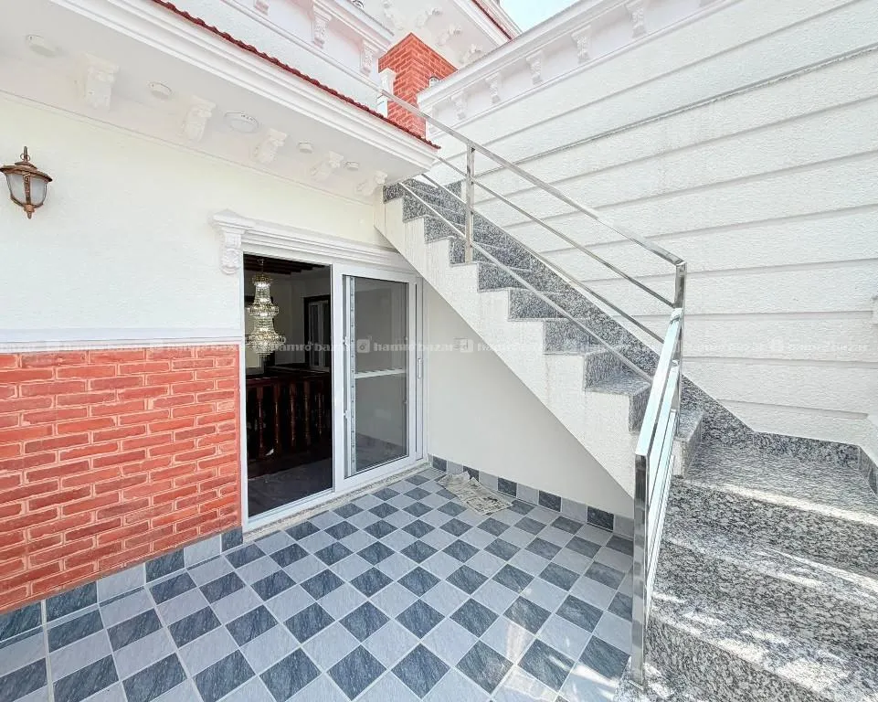 Brand New Semi Bunglow House On Sale at Lasuntar 4