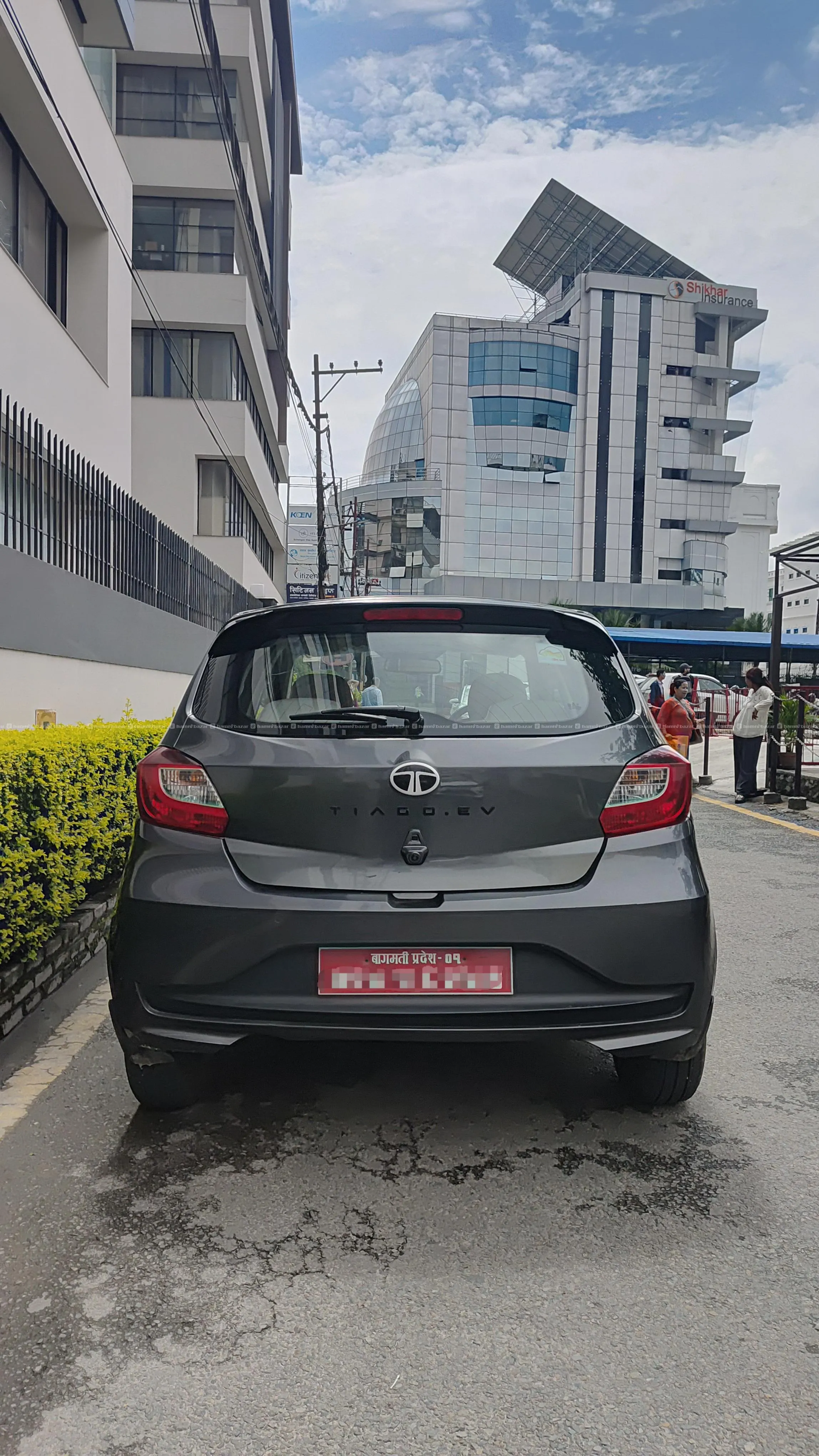 Tata Tiago XZ+Tech 4