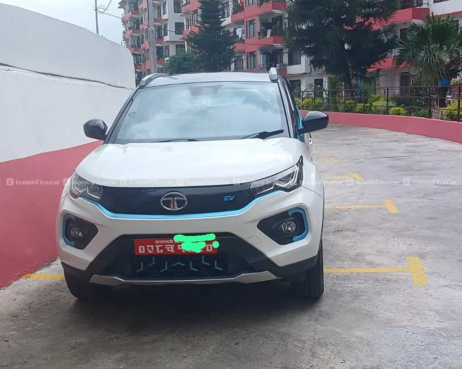 TATA NEXON EV 2022 4