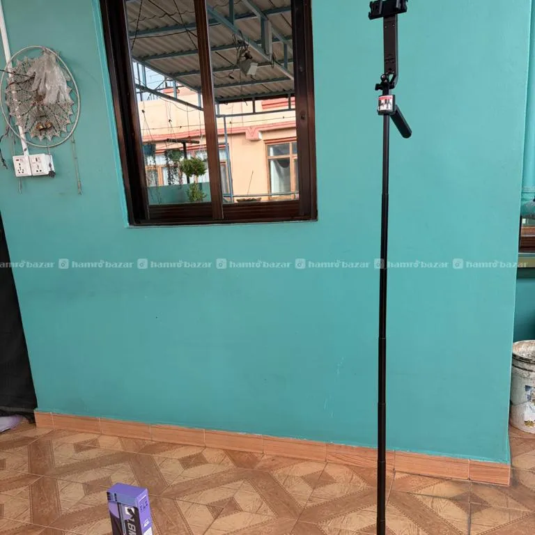 Q185 AI Tracking Selfie Stick 3