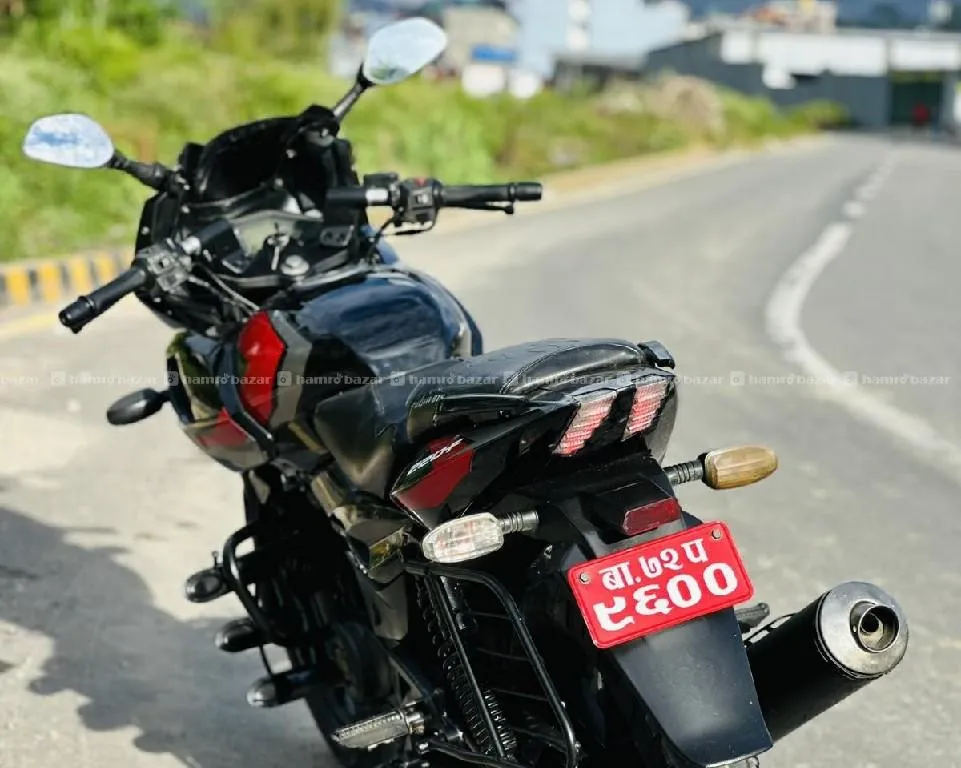 pulsar220 - 72 lot 9818846575 or 9768397661 3