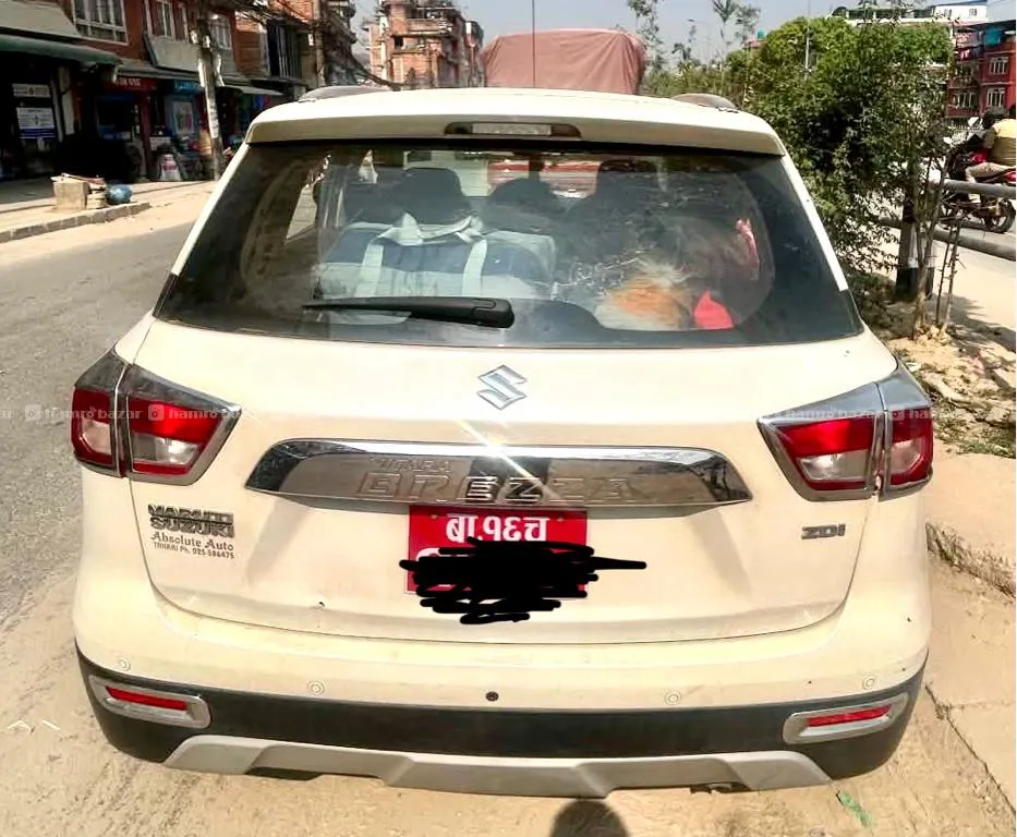 Suzuki Brezza 2016 Model Zdi On Sell 3