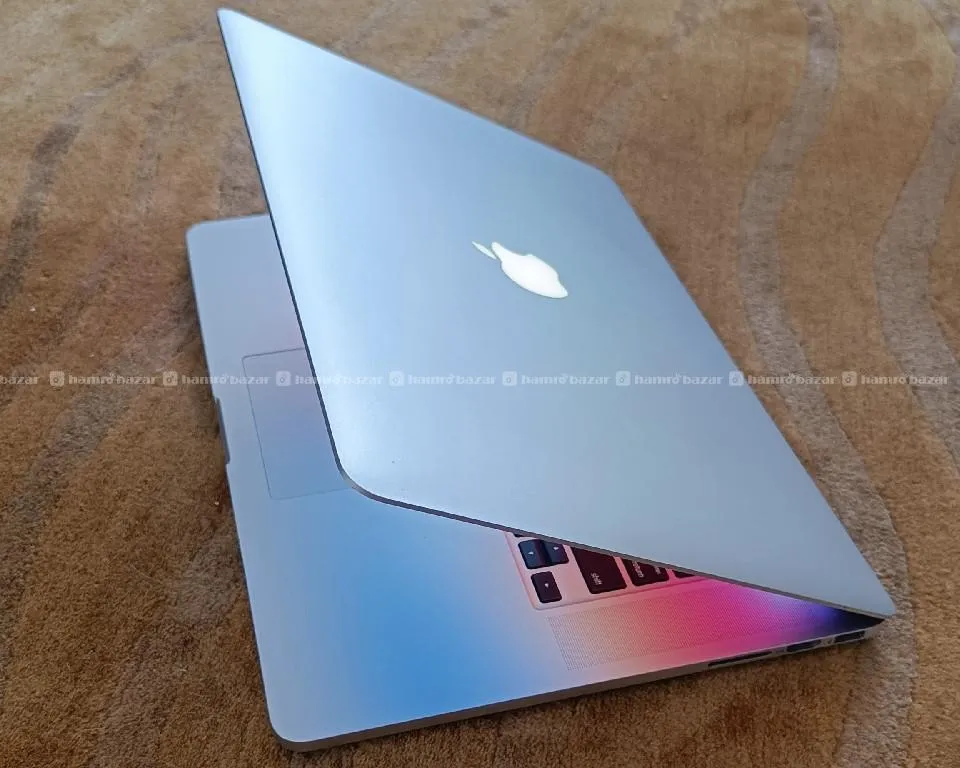 MacBook Pro (Retina, 15 inch,  Late 2013 4
