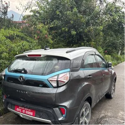 Tata Nexon Ev Lux Xz+ 2022 2