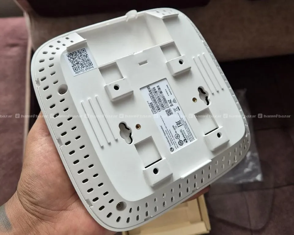 Cambium Networks cnPilot e410 indoor Wi-Fi Access Point 2