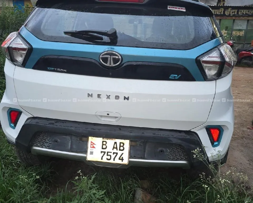 TATA NEXON ev xz +single hand sell and exchange 4