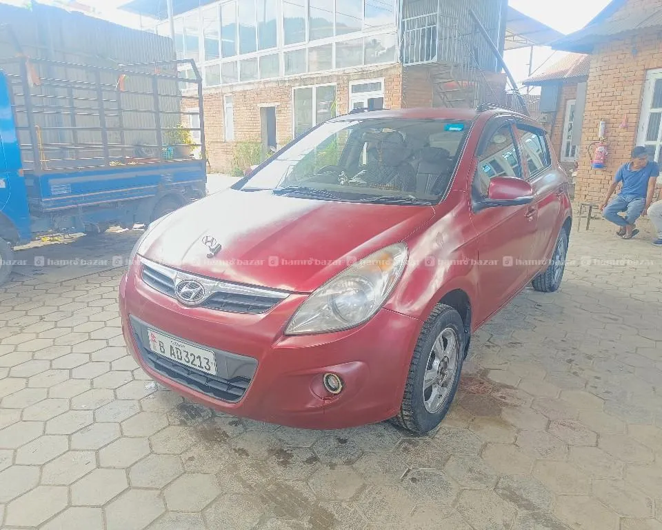 Hyundai i20 Asta full option. 3