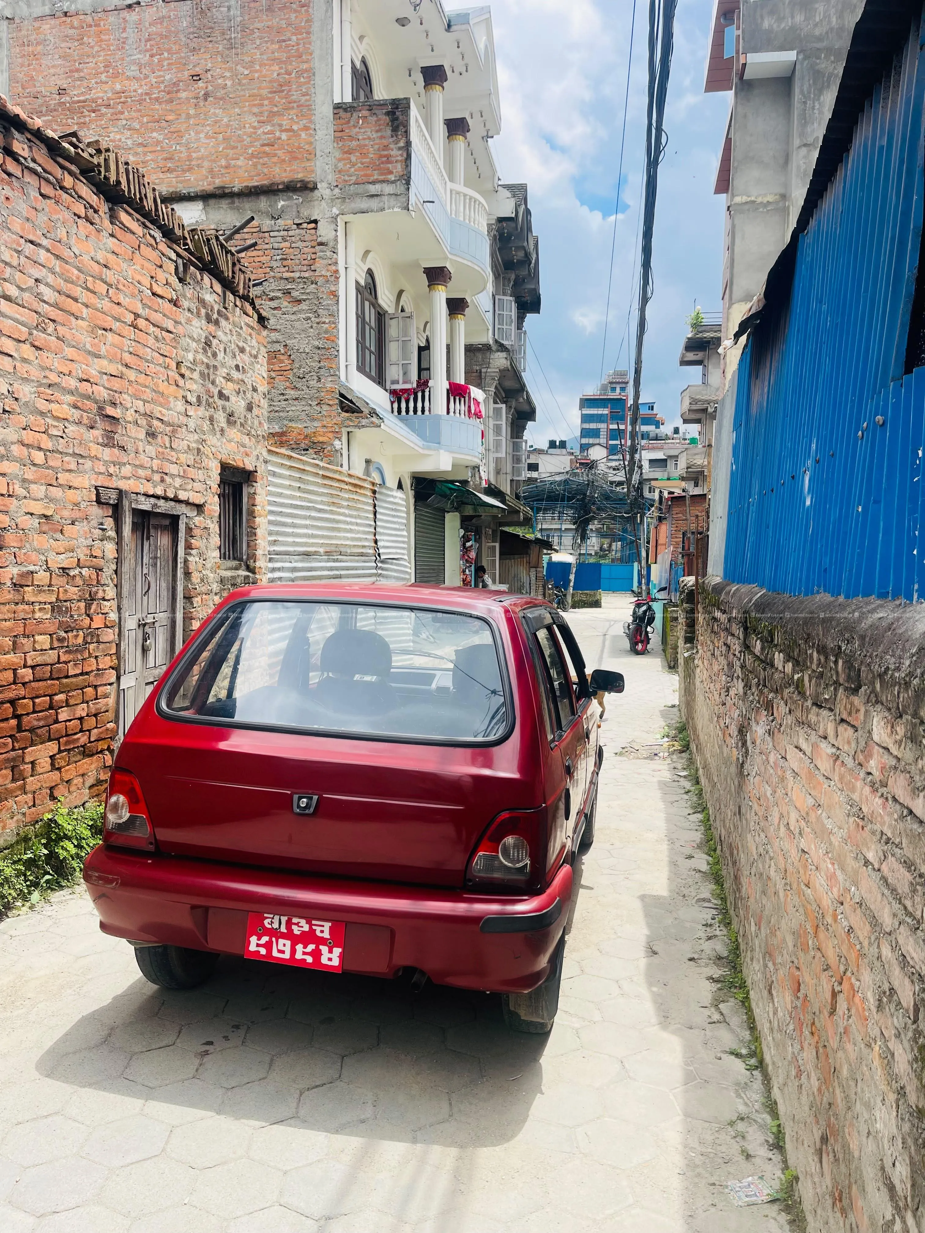Maruti 800 car on sale/ model 2001/Tax clear 83/84 7