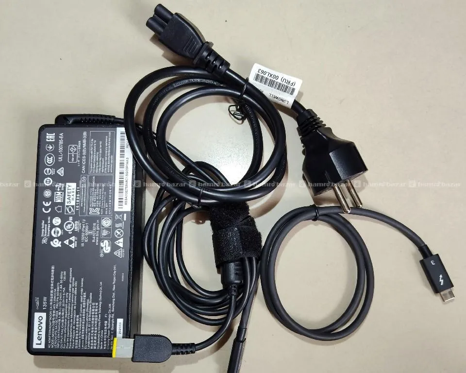 Lenovo ThinkPad Thunderbolt 4 Dock + 135W Adapter 6