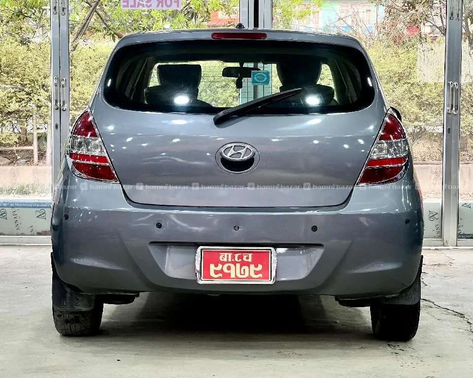 Hundai i20 asta ,2010 model,9801824689 2