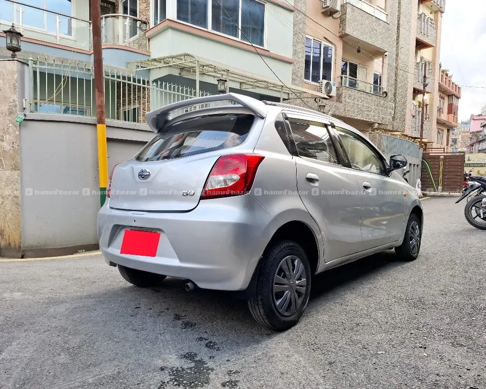 single hand Datsun Go 2014 model 5