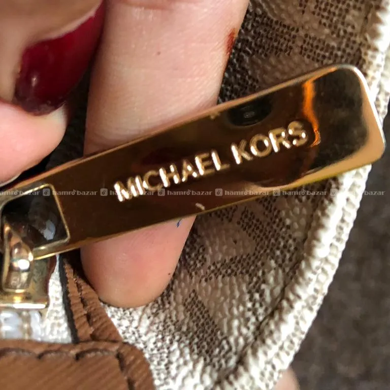 Michael Kors Jet Set Travel Signature Monogram 2