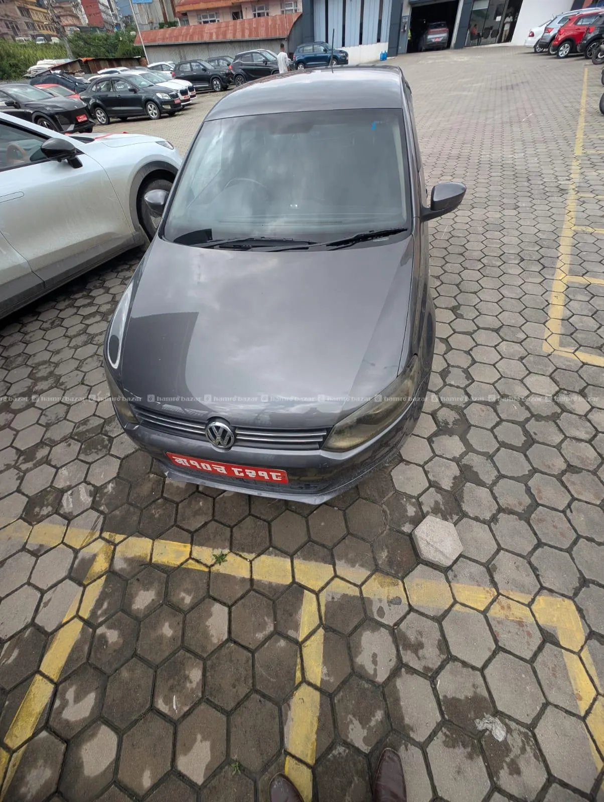 Fresh Polo Highline 1.6 Petrol 2013 model 2